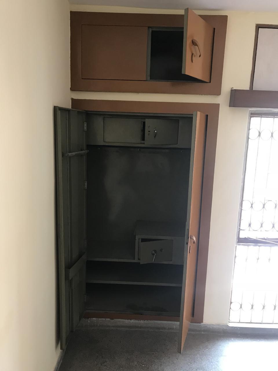 Spacious 2BHK Semi-Furnished Flat | 3rd Floor | Sector C-8, Vasant Kunj | Ready to Move | ₹2.75 Cr