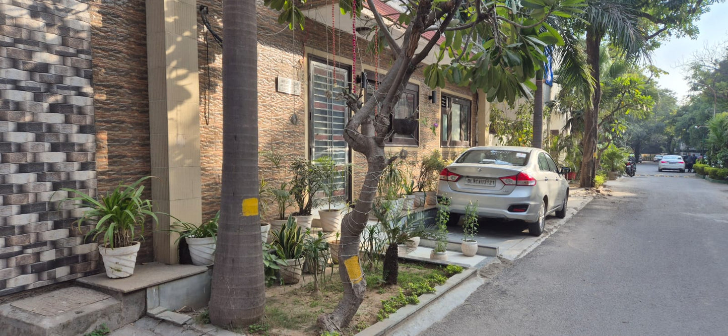 4BHK Villa for Sale in C-4 Vasant Kunj, New Delhi | Villa | Kothi for Sale in Vasant Kunj