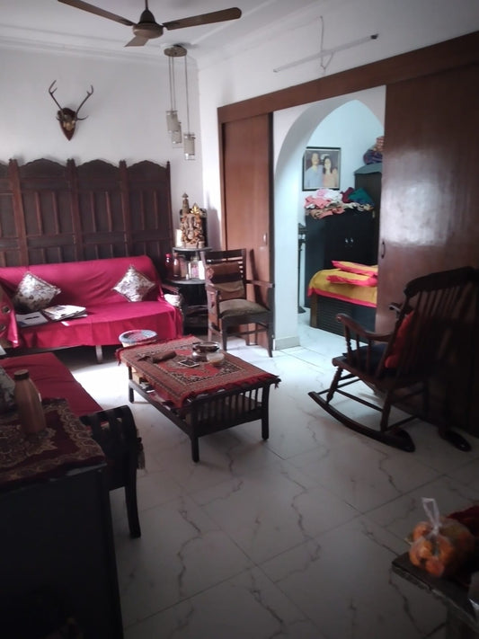 Spacious 2BHK Extended DDA Flat with Terrace Rights – B-9 Vasant Kunj (1100 sq. ft)